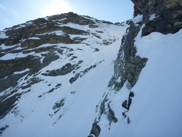 #6 Caprera : Le couloir de sortie... a condition d Caprera : Le couloir de sortie... a condition d'etre un peu equipe pour passer le passage mixte entre les 2 couloirs