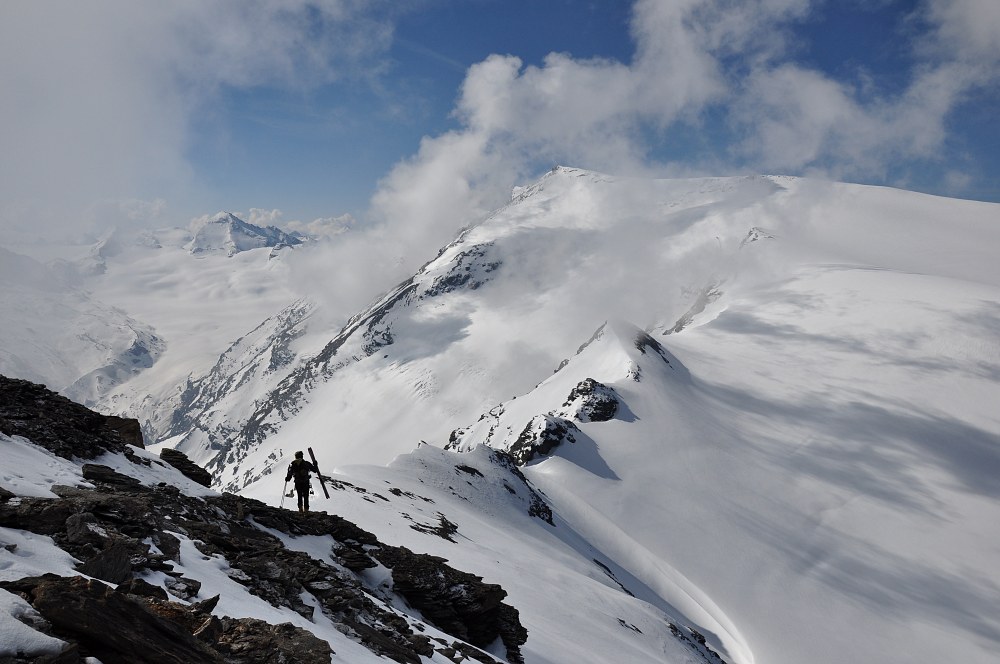 Pointe des Mines : Petit bricolage à pied pour atteindre le glacier des Balmes