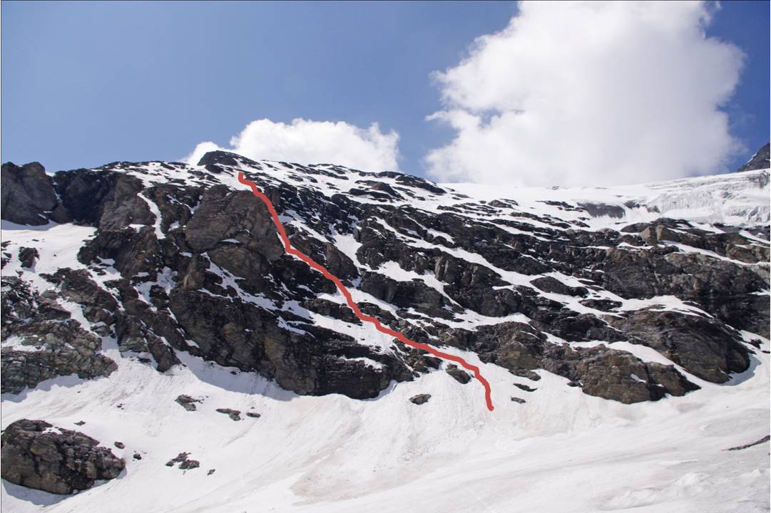 Le Crux: réponse du quizzz : Le Crux des Plattes... itinéraire de descente le plus sécurit, en se protegeant du vide par un couloir NW appuyé contre le rognon rocheux central.