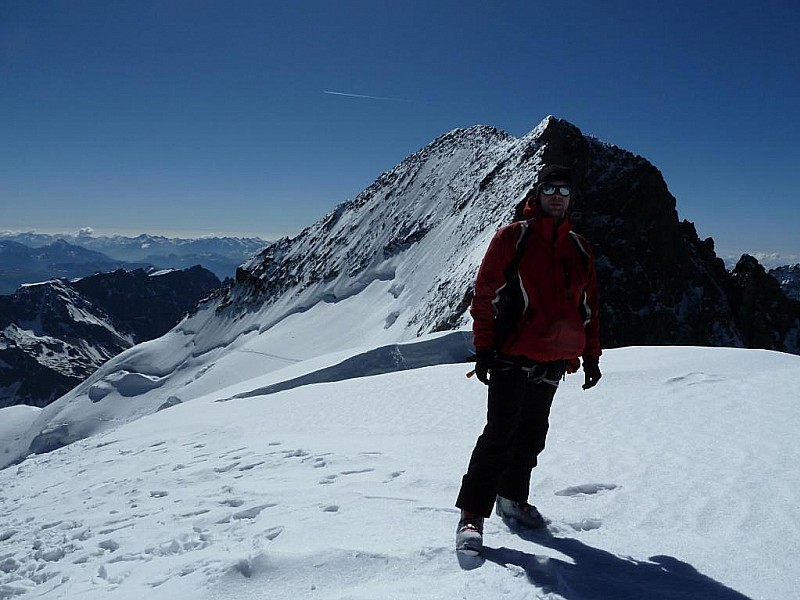 #10 Yann : Au sommet devant la barre. Yann : Au sommet devant la barre.