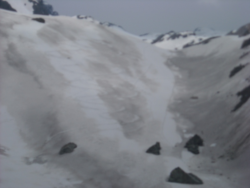 #11 descente du rocher blanc : nos traces dans une partie de neige sympa descente du rocher blanc : nos traces dans une partie de neige sympa