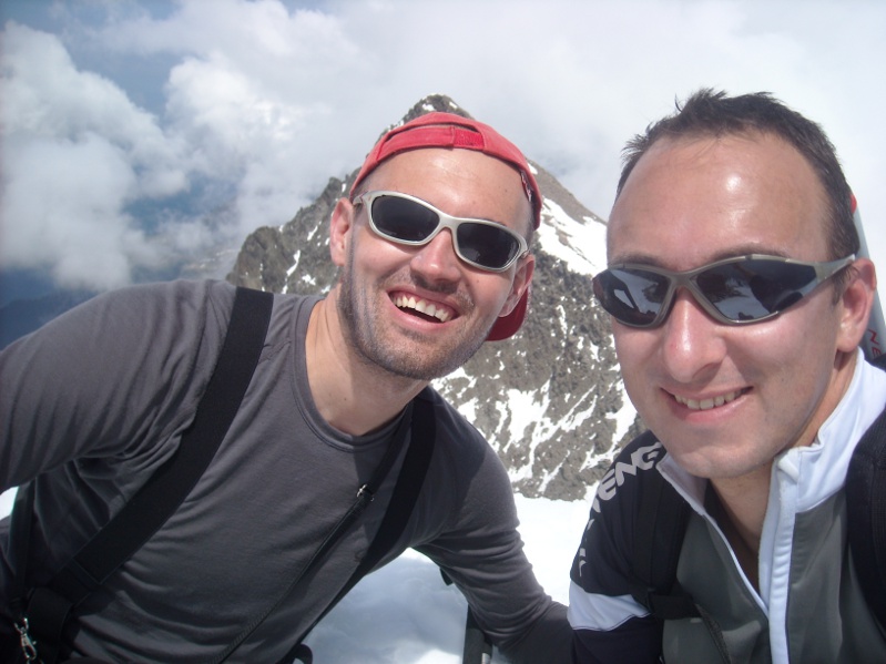 #10 sommet du rocher blanc : les 2 ours au sommet sommet du rocher blanc : les 2 ours au sommet