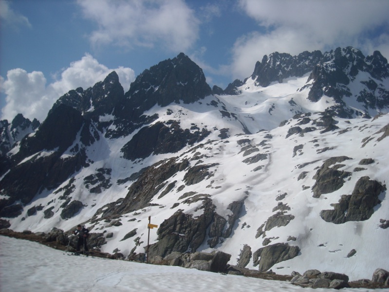 enneigement aiguilles argentiè : Du lac de la Croix