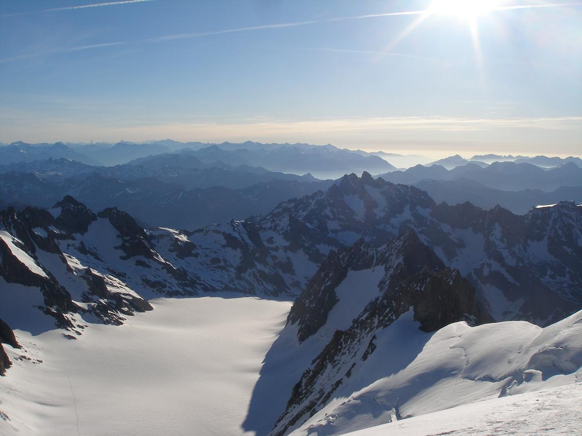 #16 le glacier et ces sommets le glacier et ces sommets