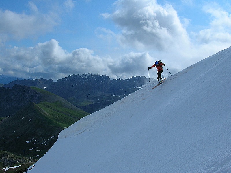 #3 saut de corniche : thomas saute la corniche yeah !! saut de corniche : thomas saute la corniche yeah !!