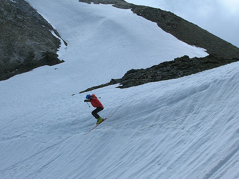 #5 saut : pose photo sur saut de corniche saut : pose photo sur saut de corniche