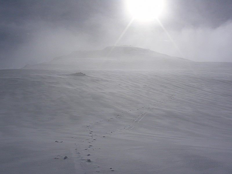 #5 sous la pointe pers : Ambiance hivernale, avec beaucoup de vent... mais grâce à cela, le soleil perce! sous la pointe pers : Ambiance hivernale, avec beaucoup de vent... mais grâce à cela, le soleil perce!