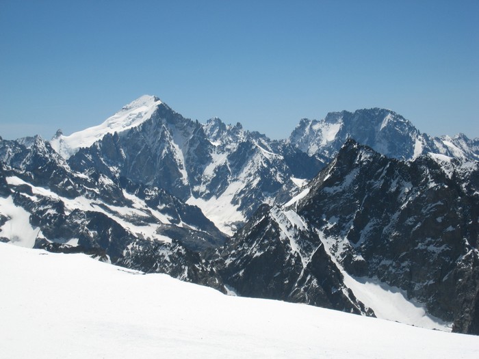 #11 La barre et le dôme : Dans leur Ecrins La barre et le dôme : Dans leur Ecrins