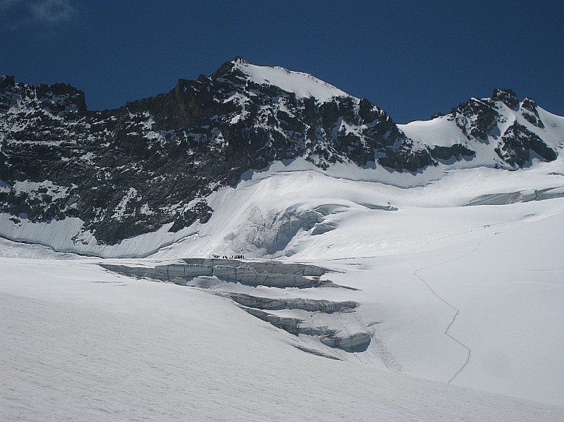 #7 Girose : Un des ateliers de crevasses de la "Grave y cimes" Girose : Un des ateliers de crevasses de la "Grave y cimes"