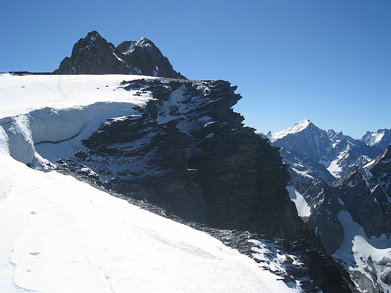 #3 Girose : Arrivée au Dôme de la Lauze Girose : Arrivée au Dôme de la Lauze