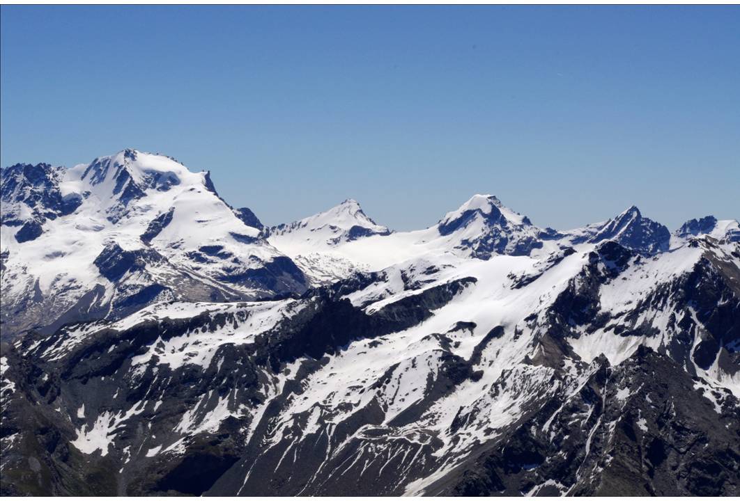 #6 Le Gran Pa : La Grande Rousse est reclassée depuis cet hiver par Skitour dans le secteur Alpes Grées N.... on y voit pourtant très bien les grands voisins du GP!!! Le Gran Pa : La Grande Rousse est reclassée depuis cet hiver par Skitour dans le secteur Alpes Grées N.... on y voit pourtant très bien les grands voisins du GP!!!