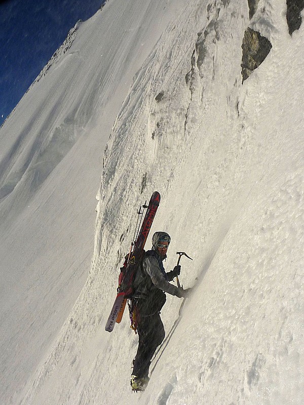 Lenzspitze : 6h15, l'heure de la douche pour Clément