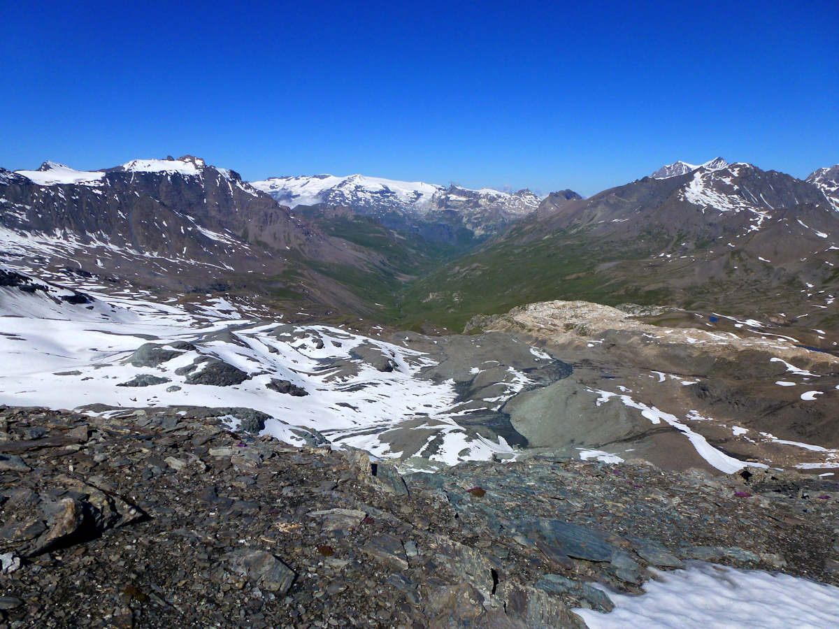 #8 De la crête : Le vallon de la Rocheure et les glaciers de la Vanoise. De la crête : Le vallon de la Rocheure et les glaciers de la Vanoise.
