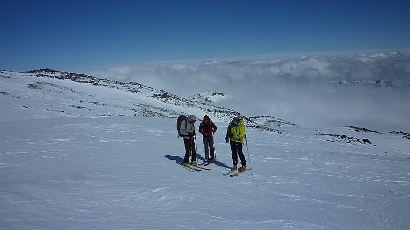 #12 Pause en cours de montée : Une courte pause avant d Pause en cours de montée : Une courte pause avant d'attaquer le dernière ligne droite vers le sommet