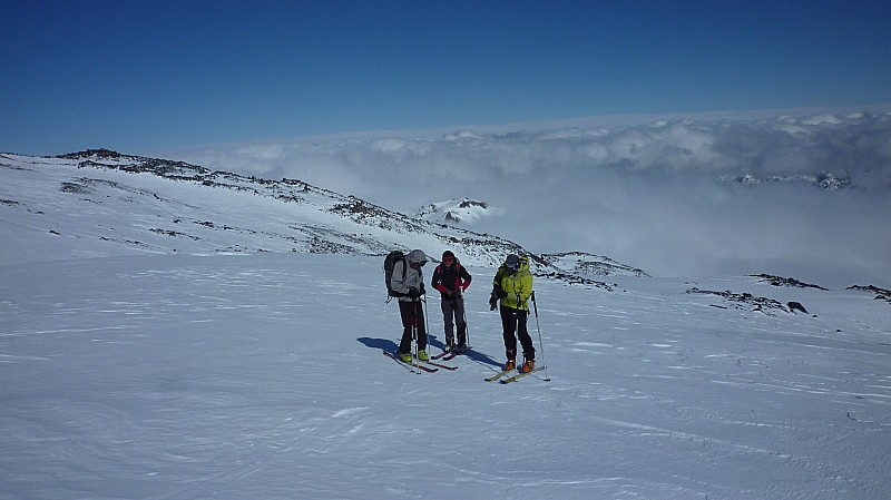 Pause en cours de montée : Une courte pause avant d'attaquer le dernière ligne droite vers le sommet