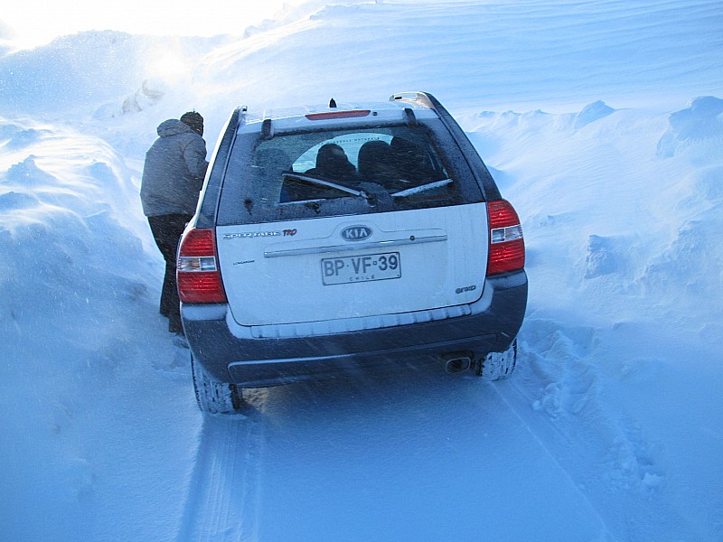 #1 Route enneigée : Beaucoup de neige sur l Route enneigée : Beaucoup de neige sur l'Antuco