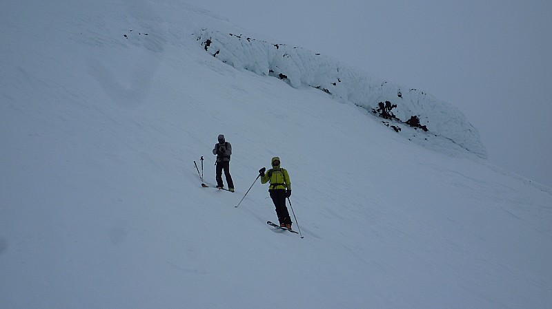 #11 Descente : Dans la descente, neige difficile et visibilité médiocre : Marc et Marie Descente : Dans la descente, neige difficile et visibilité médiocre : Marc et Marie