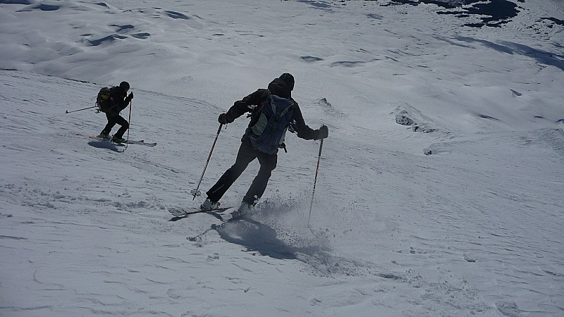 #12 Descente : Marc et Patrice en cours de descente Descente : Marc et Patrice en cours de descente