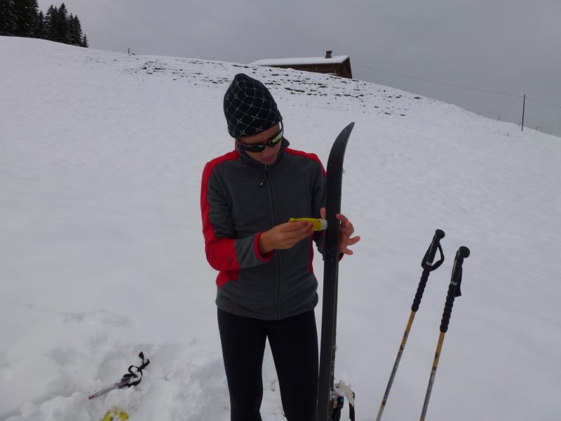 #4 Tricotage à cote 2000 : avec cette neige, obligation de farter avec de descendre ! Tricotage à cote 2000 : avec cette neige, obligation de farter avec de descendre !
