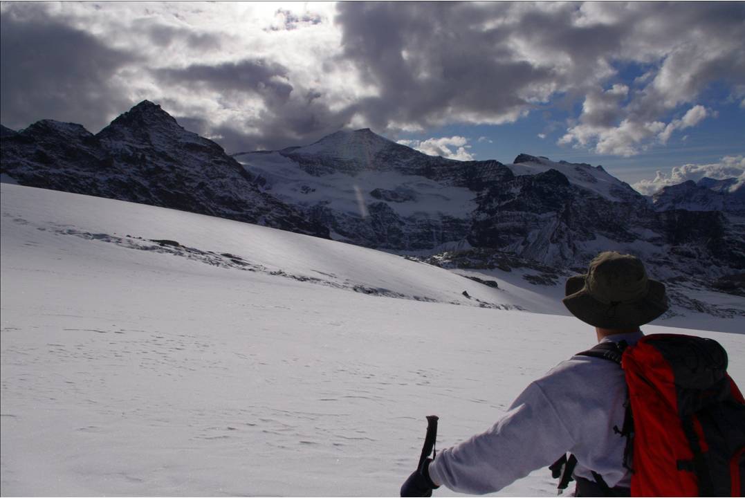 #14 Sur le Grand Méan : Pose regard en direction de l Sur le Grand Méan : Pose regard en direction de l'Albaron... au milieu du glacier du Grand Méan, que l'on ne peut que modestement visiter sans lui dire "we come soon back"!