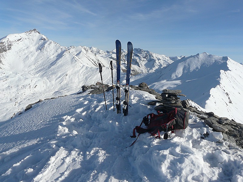#6 Aiguille de Scolette : Vu du sommet, côté italien vers l Aiguille de Scolette : Vu du sommet, côté italien vers l'Est.
Aperçu de l'Aiguille de Scolette