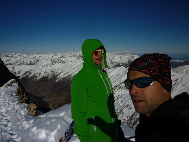 #4 Summit! : Et l Summit! : Et l'arc alpin qui s'étire..Une visibilité exceptionelle aujourd'hui..