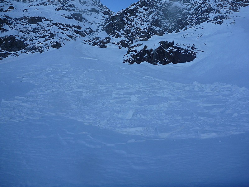 #3 breche du vallon de la route : sous le couloir N du pic du lac breche du vallon de la route : sous le couloir N du pic du lac