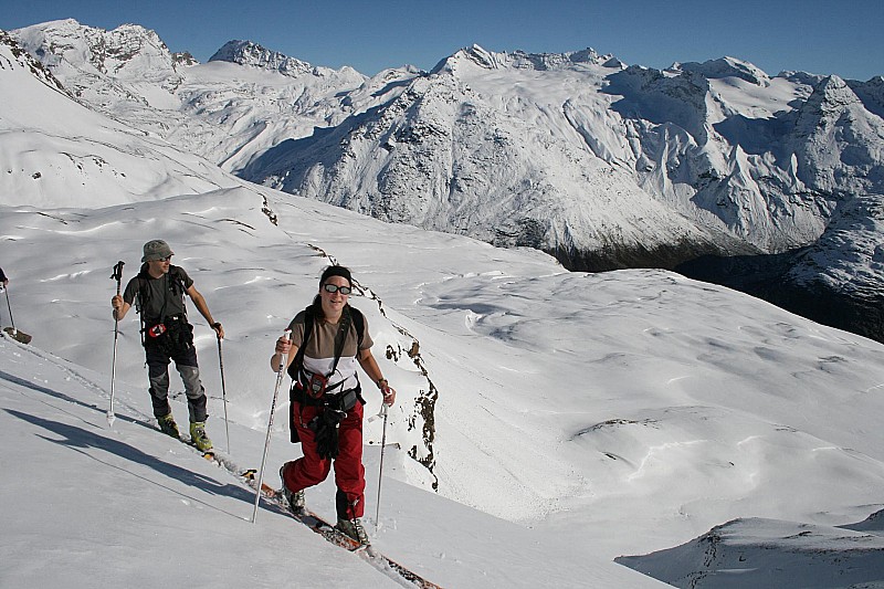 #4 Au dessus du Plan des Eaux : "La souveraineté supranationale d Au dessus du Plan des Eaux : "La souveraineté supranationale d'une élite intellectuelle et de banquiers mondiaux est assurément préférable à l'autodétermination nationale des siècles passés". D.Rockeffeler, 1991