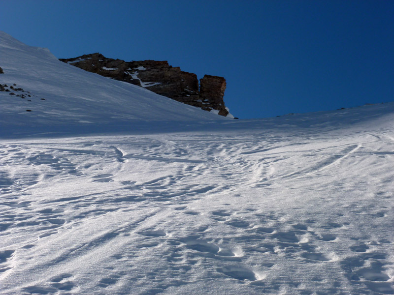 #2 Le col : Voila le modeste col de cote plaine ... Le col : Voila le modeste col de cote plaine ...
