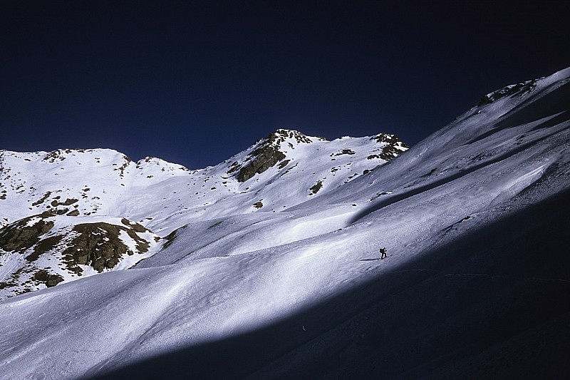 #6 Glaiza : Vers 2600m, avec le sommet en ligne de mire Glaiza : Vers 2600m, avec le sommet en ligne de mire