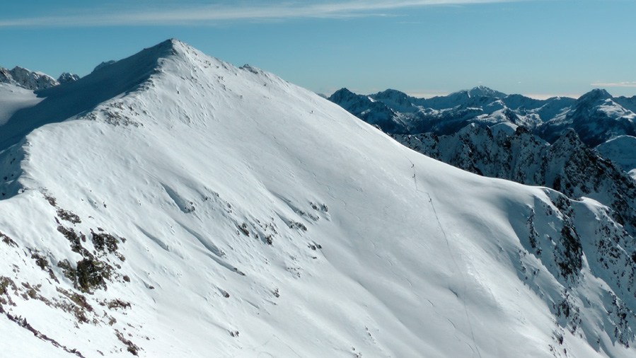 #13 2650m : le groupe svrider remonte la Face Ouest Cime Vermeil 2650m : le groupe svrider remonte la Face Ouest Cime Vermeil