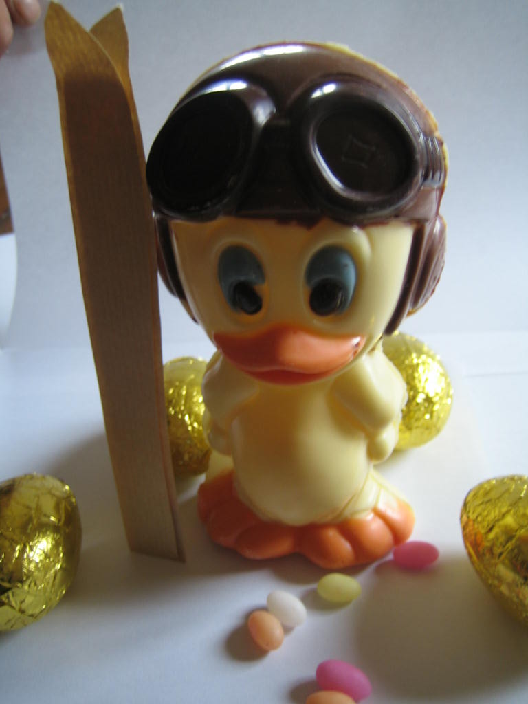 #5 Pilou, le troisième laron : Paques, il fallait bien qu Pilou, le troisième laron : Paques, il fallait bien qu'il vienne avec nous...