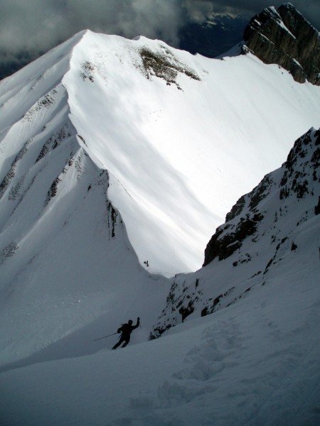 #3 Stéphane dans le descente : Poudreuse sur fond dur, un vrai bonheur! Stéphane dans le descente : Poudreuse sur fond dur, un vrai bonheur!