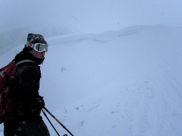 Rocher du Gouffre : Deja une jolie corniche en haut de la Coulée de la Vierge