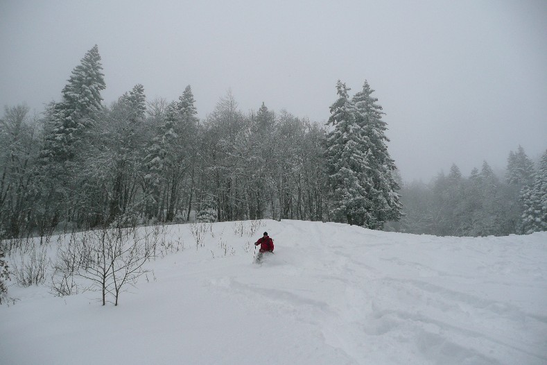 #3 piste du charmant som : 2ème descente encore un peut de cette trés bonne poudre piste du charmant som : 2ème descente encore un peut de cette trés bonne poudre
