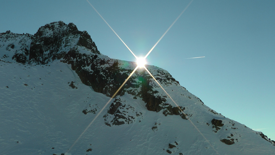 #6 2400m : Journée limpide. Face NW du Mt Aver 2400m : Journée limpide. Face NW du Mt Aver