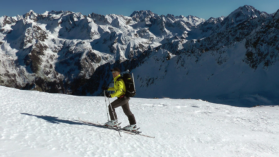 2650m : Vue sur les Matto, Argentera, Malinvern et Cie.