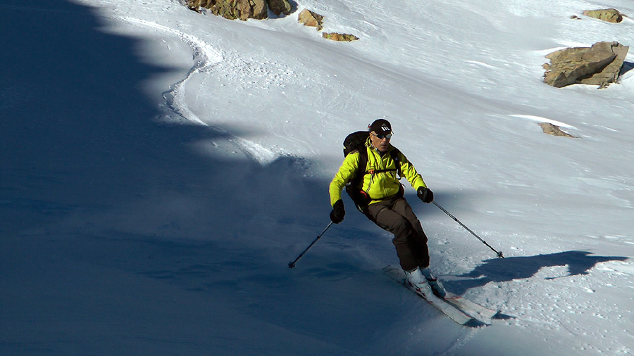 2550m : Bonne surprise tout le bas sous 2600m est en bonne poudre