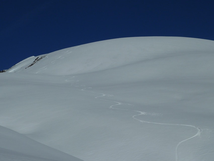 #7 Descente au sud : Bonne poudre se tassant Descente au sud : Bonne poudre se tassant