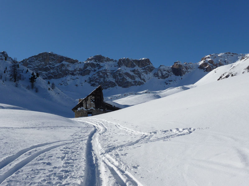 #1 Arrivée aux chalets d Arrivée aux chalets d'Izoard : On change complètement de paysage