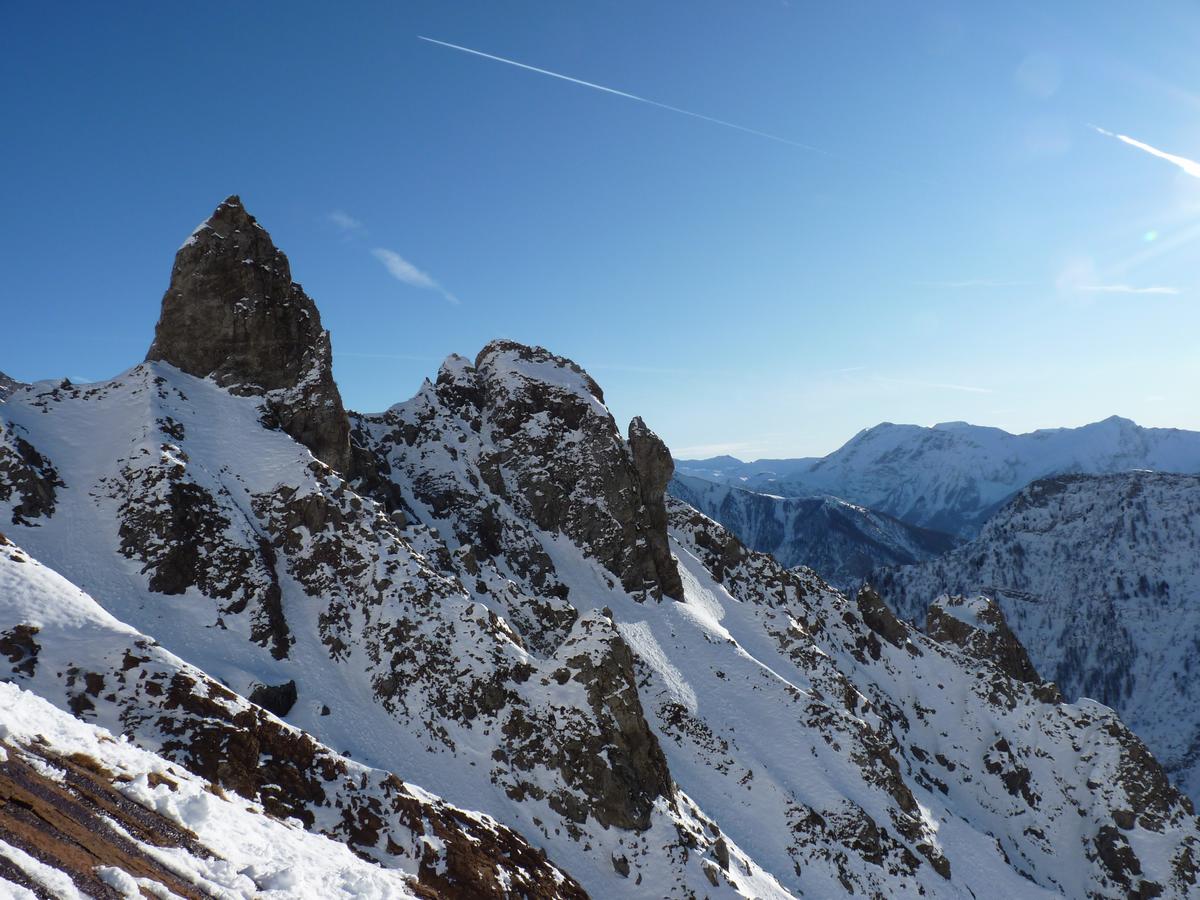 #3 L L'aiguille de l'Adroit : ......