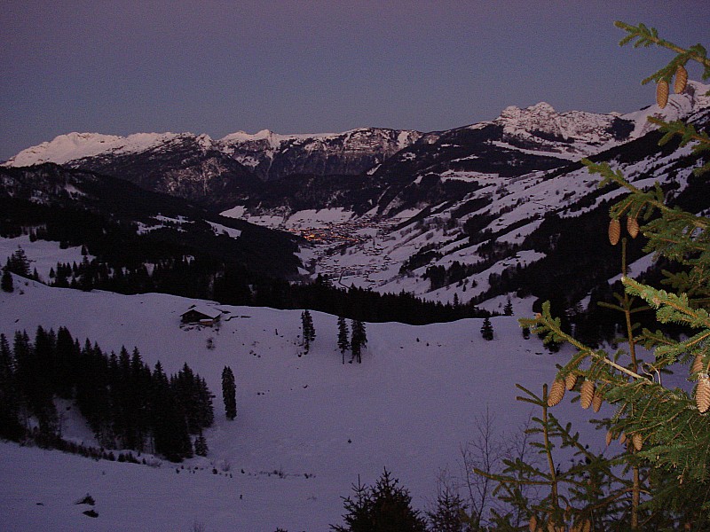 #1 Combe de Tardevant : vue sur la clusaz a l Combe de Tardevant : vue sur la clusaz a l'aube