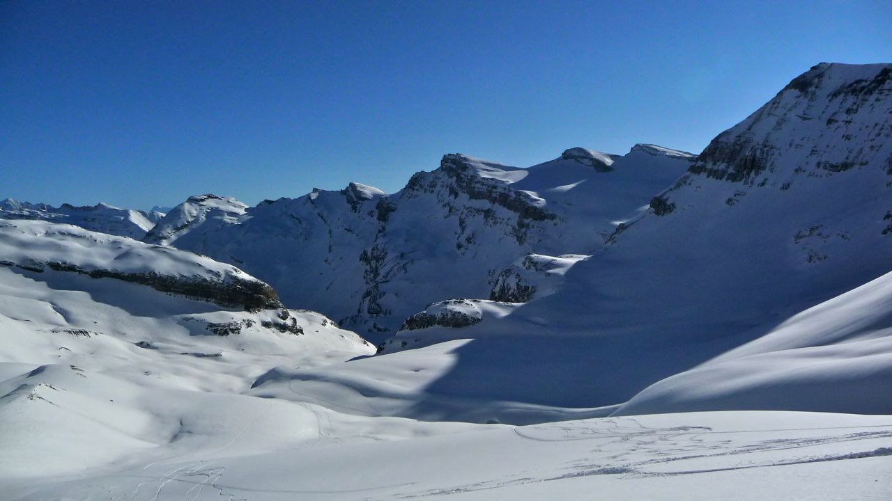 #12 environs du Wildstrubel : ça change de la Dent du Pra environs du Wildstrubel : ça change de la Dent du Pra