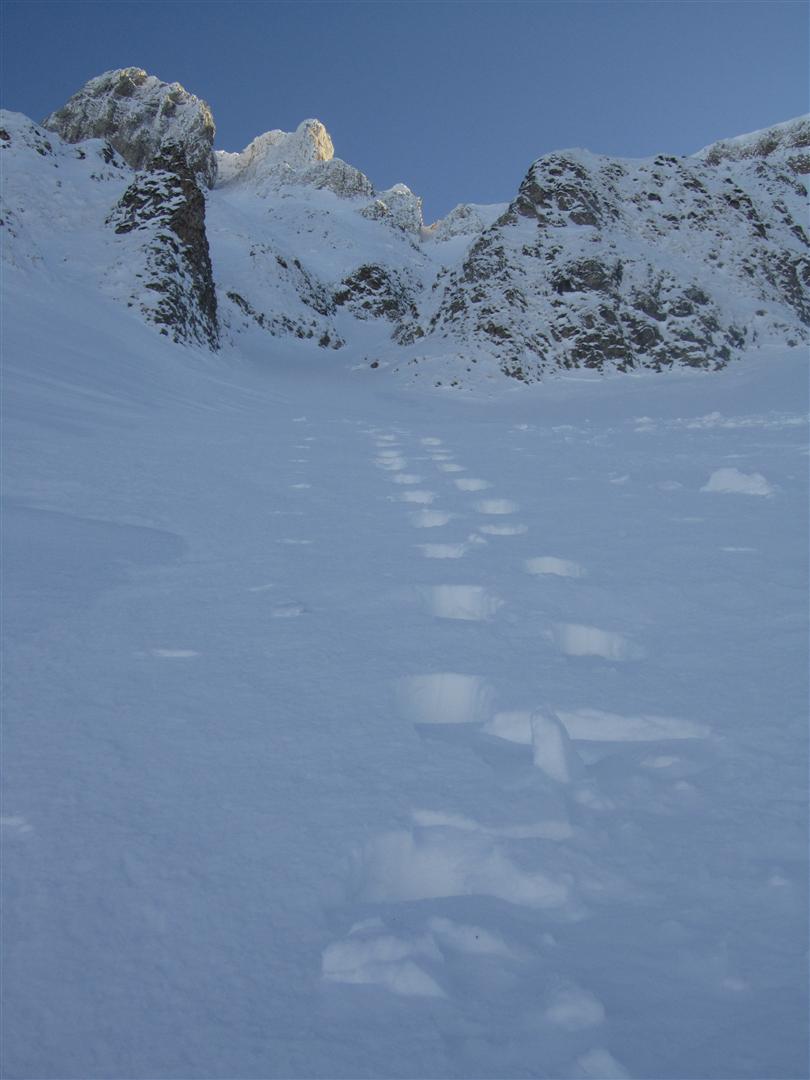 #1 à la montée à 2000 m : en-desssous du couloir somital à la montée à 2000 m : en-desssous du couloir somital