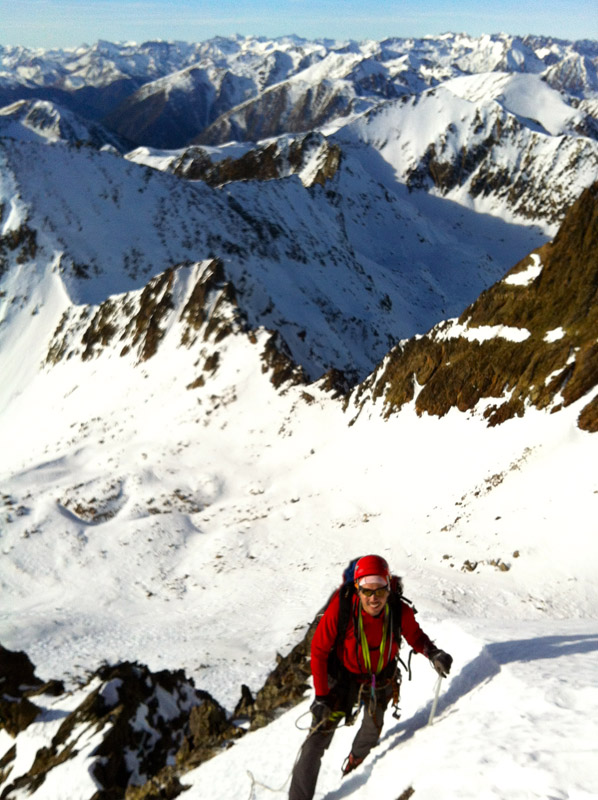 #3 Arrivée au sommet : Arête finale bien enneigée Arrivée au sommet : Arête finale bien enneigée
