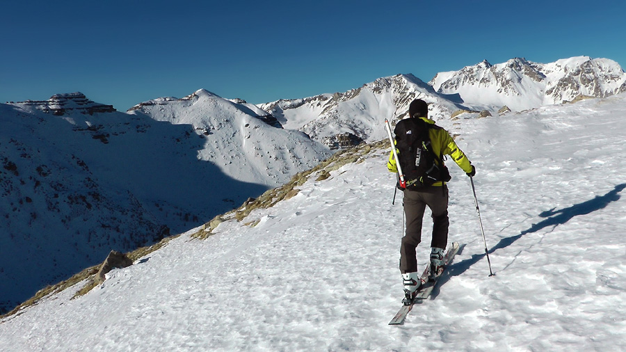 2450m : dans la rampe de la face sud