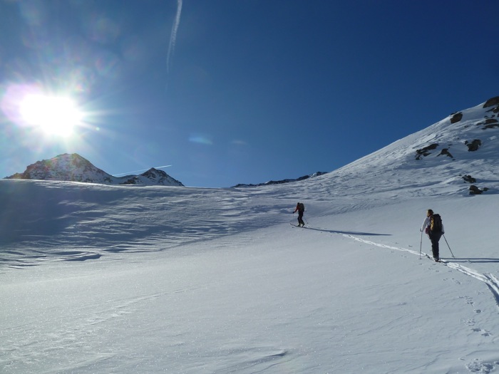 #4 Montée combe est : le vent rend la neige irrégulière Montée combe est : le vent rend la neige irrégulière
