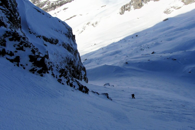 #2 Attaque du couloir : Avant de basculer à nouveau dans la crasse Attaque du couloir : Avant de basculer à nouveau dans la crasse