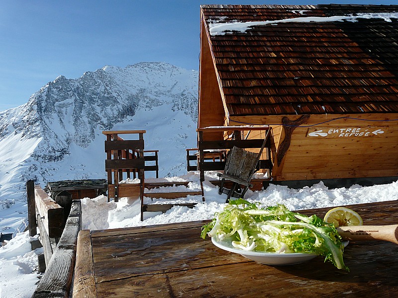 #5 diètétique : Au fond, la pointe de l diètétique : Au fond, la pointe de l'Echelle.
Salade verte et tarte aux pommes à midi. C'est bizarre, j'avais pas aussi faim que d'habitude!!!