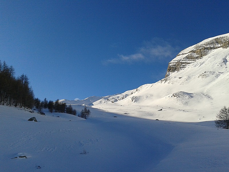 #1 Le vallon du Crachet : Peu après le départ... Le vallon du Crachet : Peu après le départ...